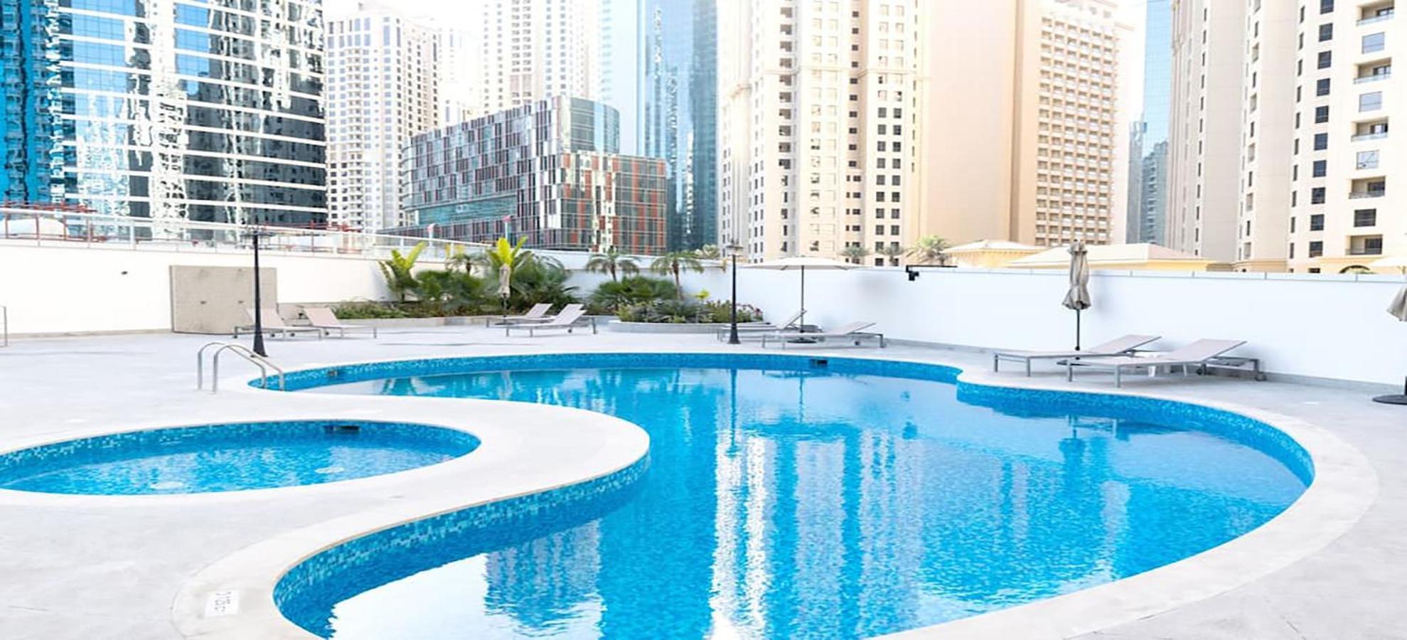 Walk To The Beach Or Enjoy The Amazing View From The Balcony Leilighet Dubai Eksteriør bilde