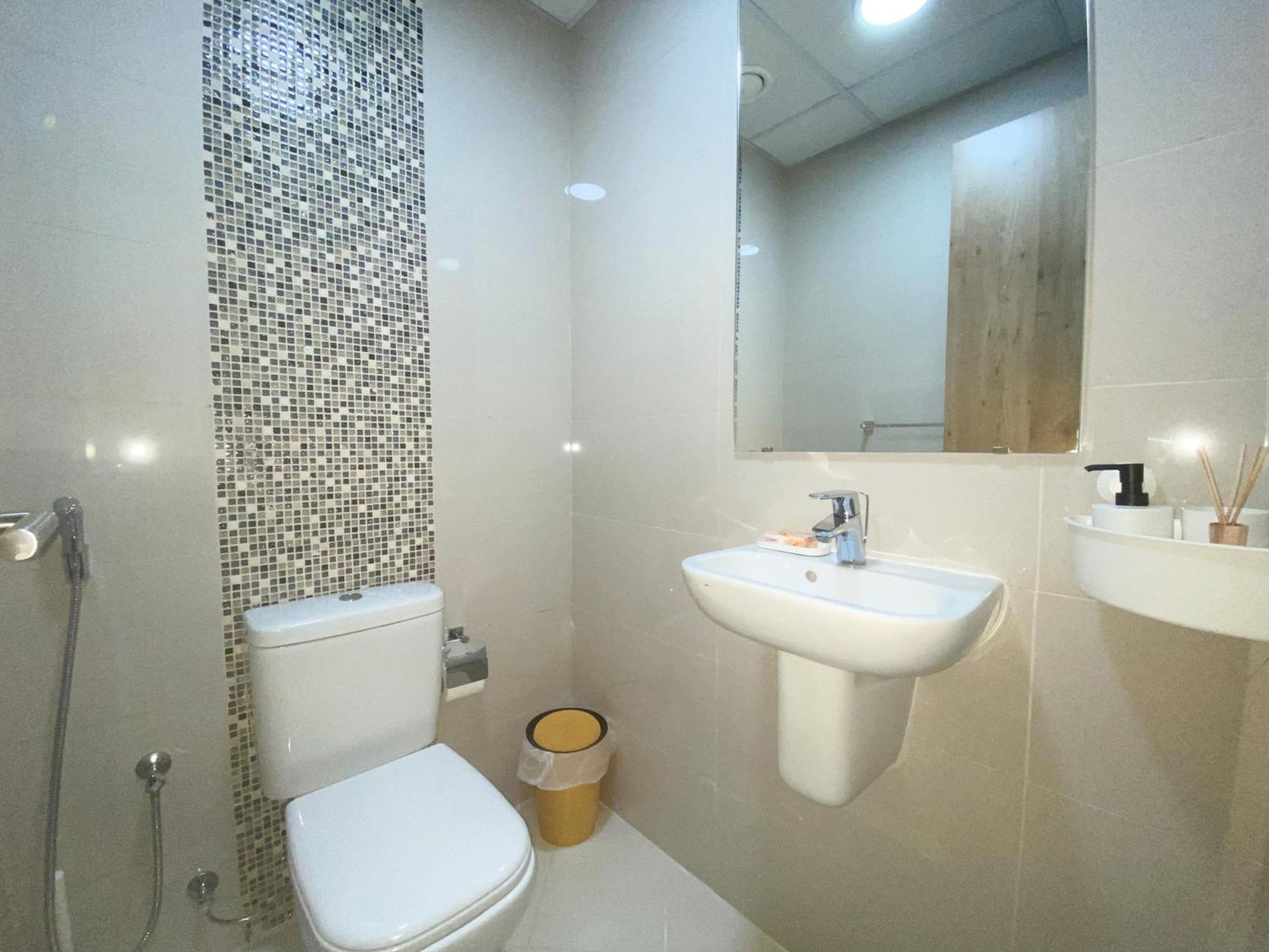 Walk To The Beach Or Enjoy The Amazing View From The Balcony Leilighet Dubai Eksteriør bilde